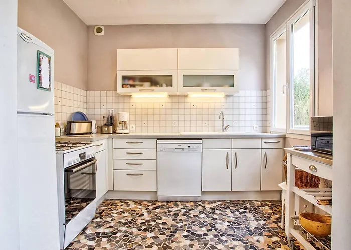 Maison Familiale Avec Grand Jardin - 8 Pers. - Fr-1-788-108